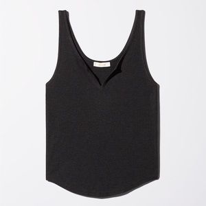 Aritzia Tops - NWOT ARITZIA tank top Aritzia Tops - NWOT ARITZIA tank top